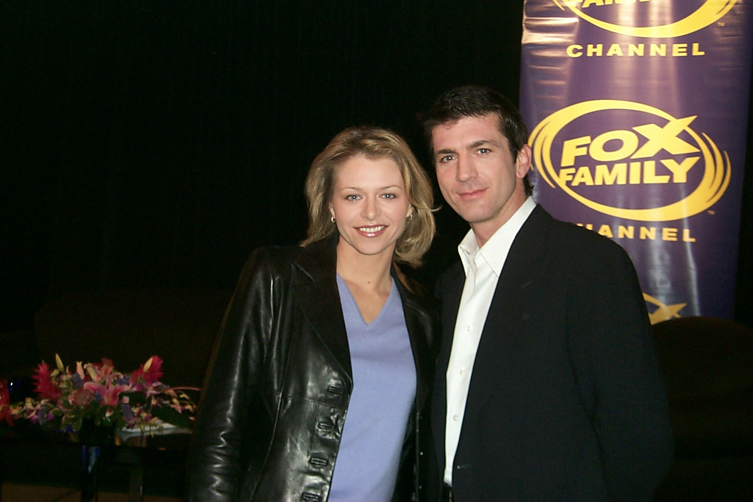 Cast photo 17 January 2000